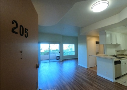5060 Kester Avenue - Photo 1