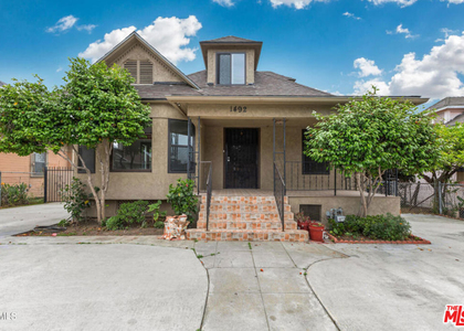1492 W 28th Street - Photo 1
