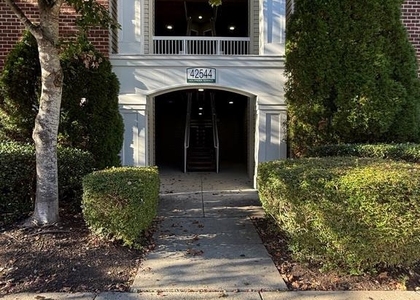 42544 Hollyhock Terrace - Photo 1