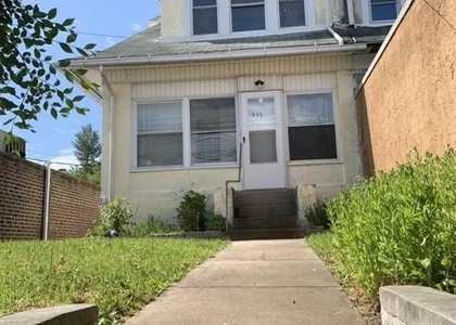 935 Macdade Boulevard - Photo 1