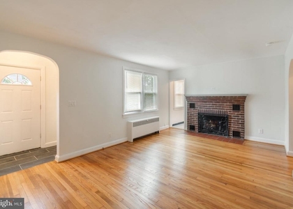 920 Boucher Avenue - Photo 1