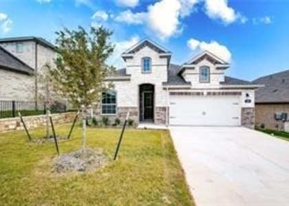 109 Lorena Ln - Photo 1