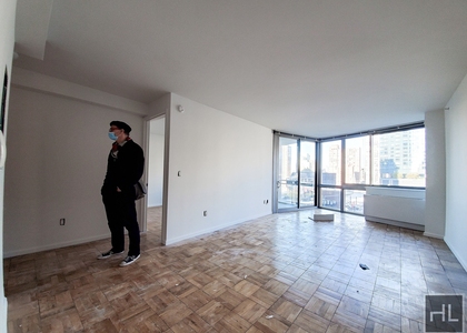 West 37th Street - Photo 1