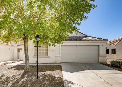 427 Regal Robin Way - Photo 1