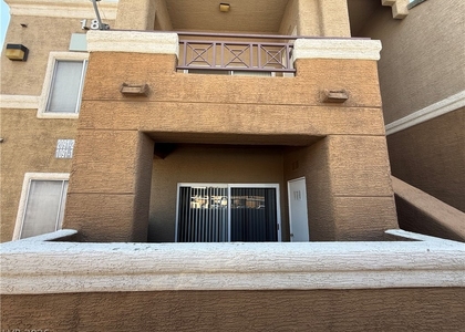 8070 W Russell Road - Photo 1