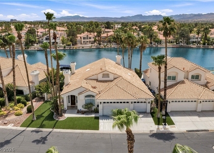 2933 Harbor Cove Drive - Photo 1