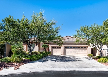 305 Corsicana Street - Photo 1