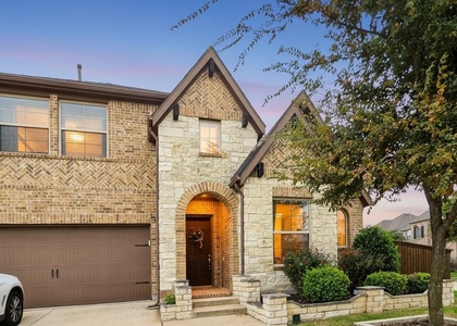 5305 Dallas Red Court - Photo 1