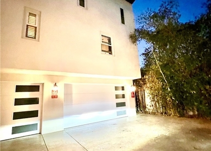 13810 Cordary - Photo 1