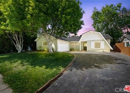 24155 Kittridge Street - Photo 1