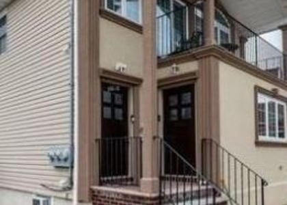 22924 Edgewood Avenue - Photo 1
