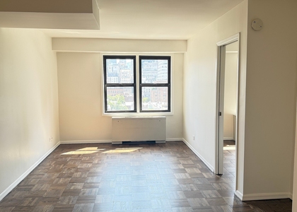 East 63 Street - Photo 1