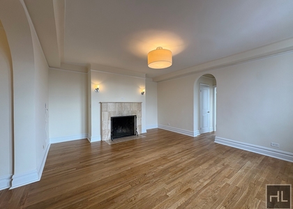 Second Avenue - Photo 1