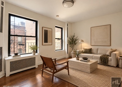 Mott Street - Photo 1