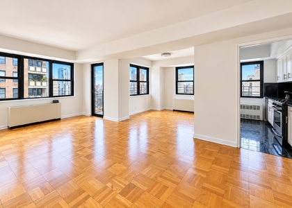 East 86th Street - Photo 1
