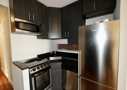 10th Avenue - Photo 1