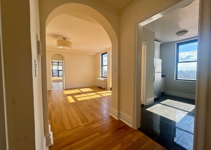2nd Avenue - Photo 1