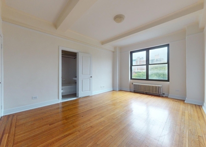 Second Avenue - Photo 1