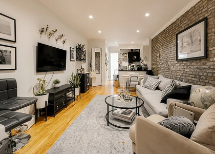 323 East 78th Street - Photo 1