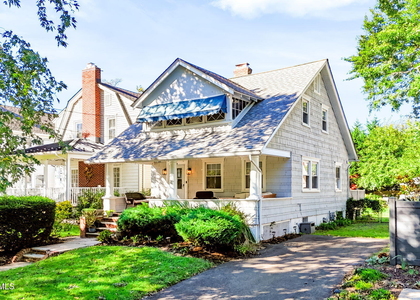 1305 4th Avenue - Photo 1