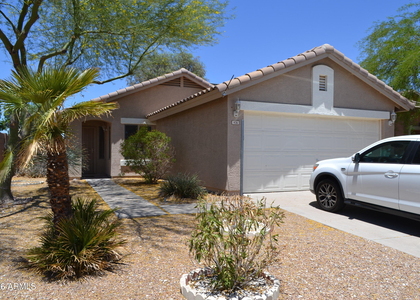 976 E Greenlee Avenue - Photo 1