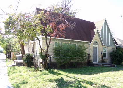 902 Centre Street - Photo 1