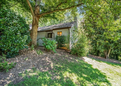 335 Melrose Avenue - Photo 1
