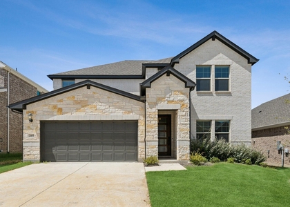 2453 Yosemite Way - Photo 1