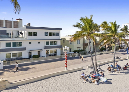 2201 N Surf Road - Photo 1