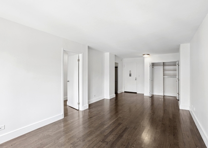220 East 63rd Street, 1K - Photo 1