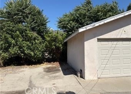 806 S Chapel - Photo 1