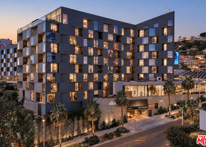 8500 W Sunset Boulevard - Photo 1