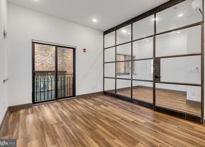 1935 E Hazzard Street - Photo 1