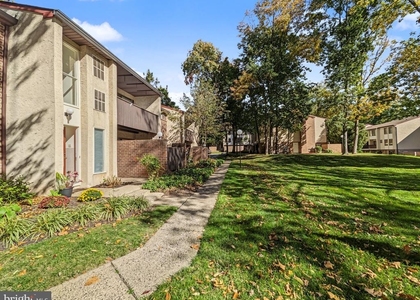 2-36 Aspen Way W - Photo 1