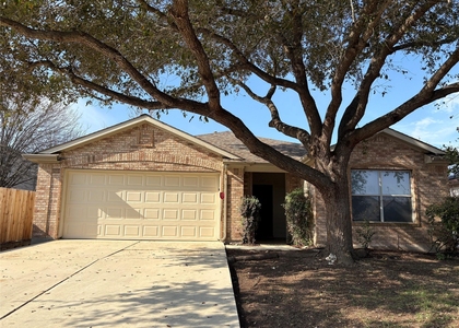 125 Camelia Pkwy - Photo 1