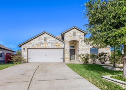 913 Medina Way - Photo 1