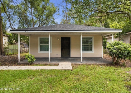 219 Shortreed Street - Photo 1