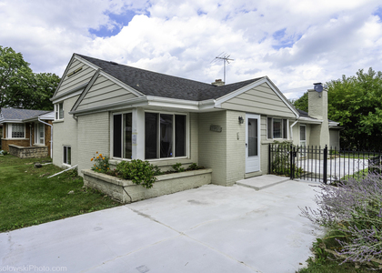 7261 N East Prairie Road - Photo 1