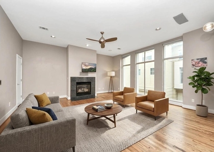 1112 Columbus Street - Photo 1