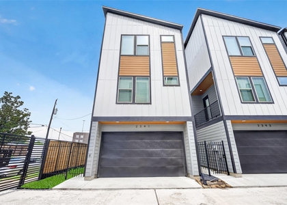 2341 Eagle Street - Photo 1