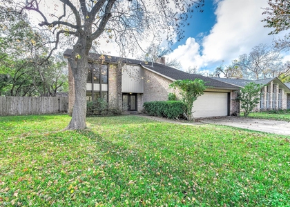 3142 Frontier Drive - Photo 1