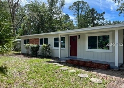 925 Ne 20th Avenue - Photo 1