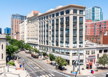 400 Main Street - Photo 1