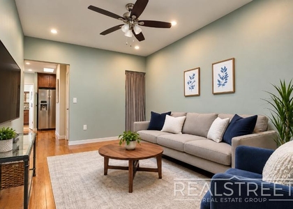 168 7th Ave - Photo 1