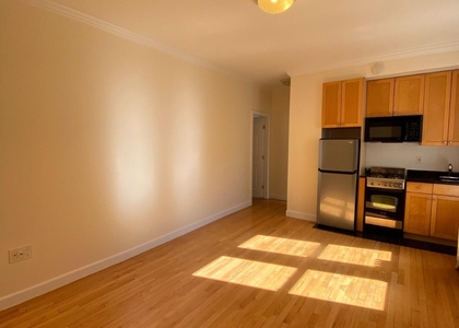 W 13th St - Photo 1
