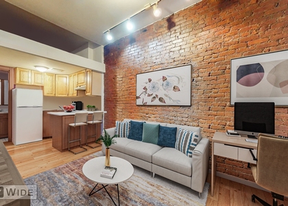 93 Clinton Street - Photo 1
