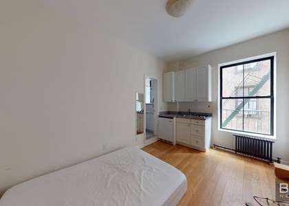 WEST 72ND STREET - Photo 1