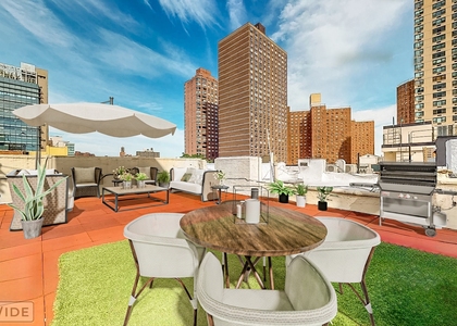 318 East 93rd Street - Photo 1
