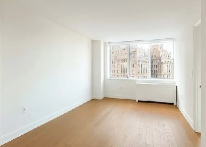 East 53rd Street - Photo 1