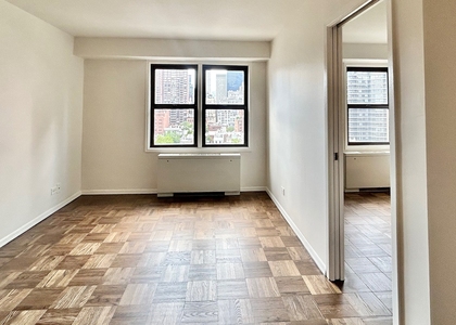 East 63 Street - Photo 1